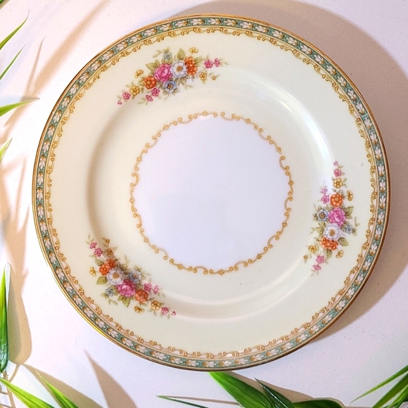 Noritake vintage bread and butter floral small plate - Picture 2 of 8